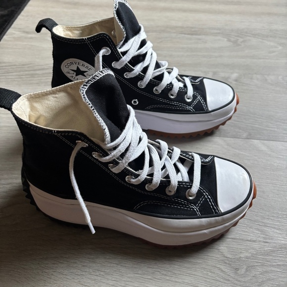 Converse Run Star Hike Platform Sneaker - Black / White / Gum - Picture 1 of 6